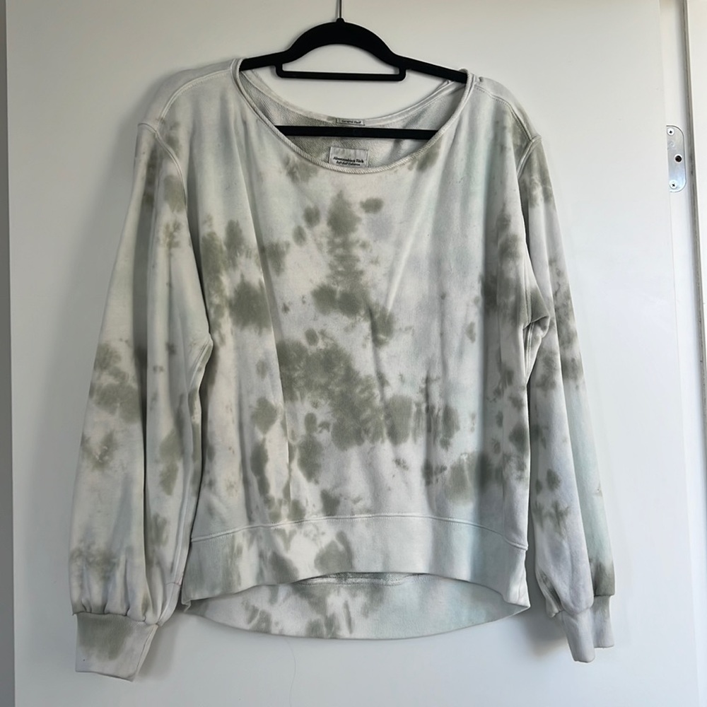 Abercrombie tie dye boat neck sweatshirt